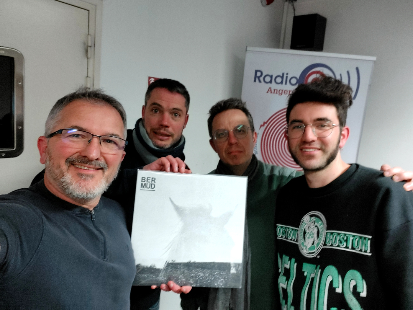 Ca dégouline dans le cornet du 20 01 2025 Emissions Angevine du rock indé Ca dégouline dans le cornet du 20 01 2025