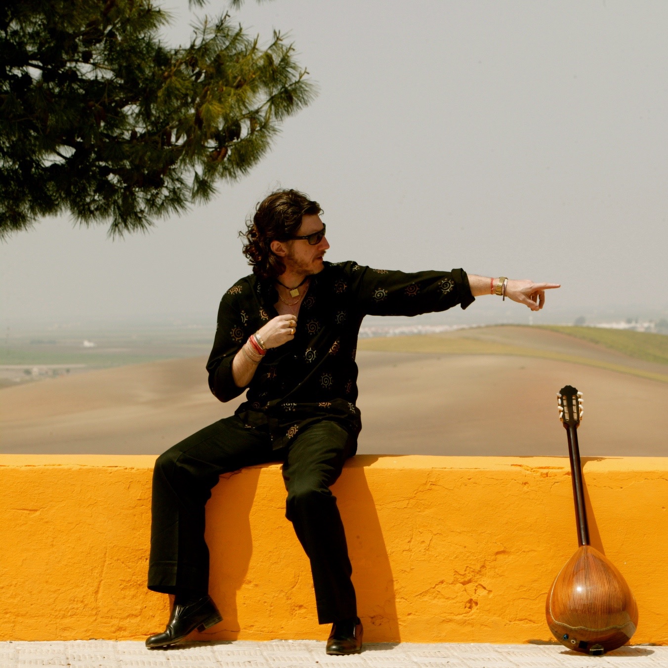 Le quart d'heure Angevin du 14 10 2023 1 heure de sons de l’Anjou Le quart d'heure Angevin du 14 10 2023