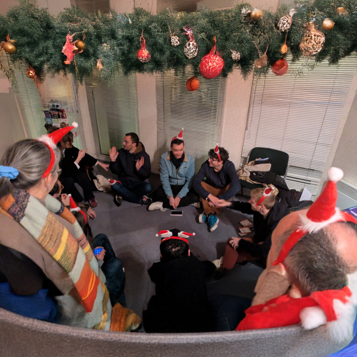 Surprise de Noël LE QG DE NOEL Surprise de No&euml;l